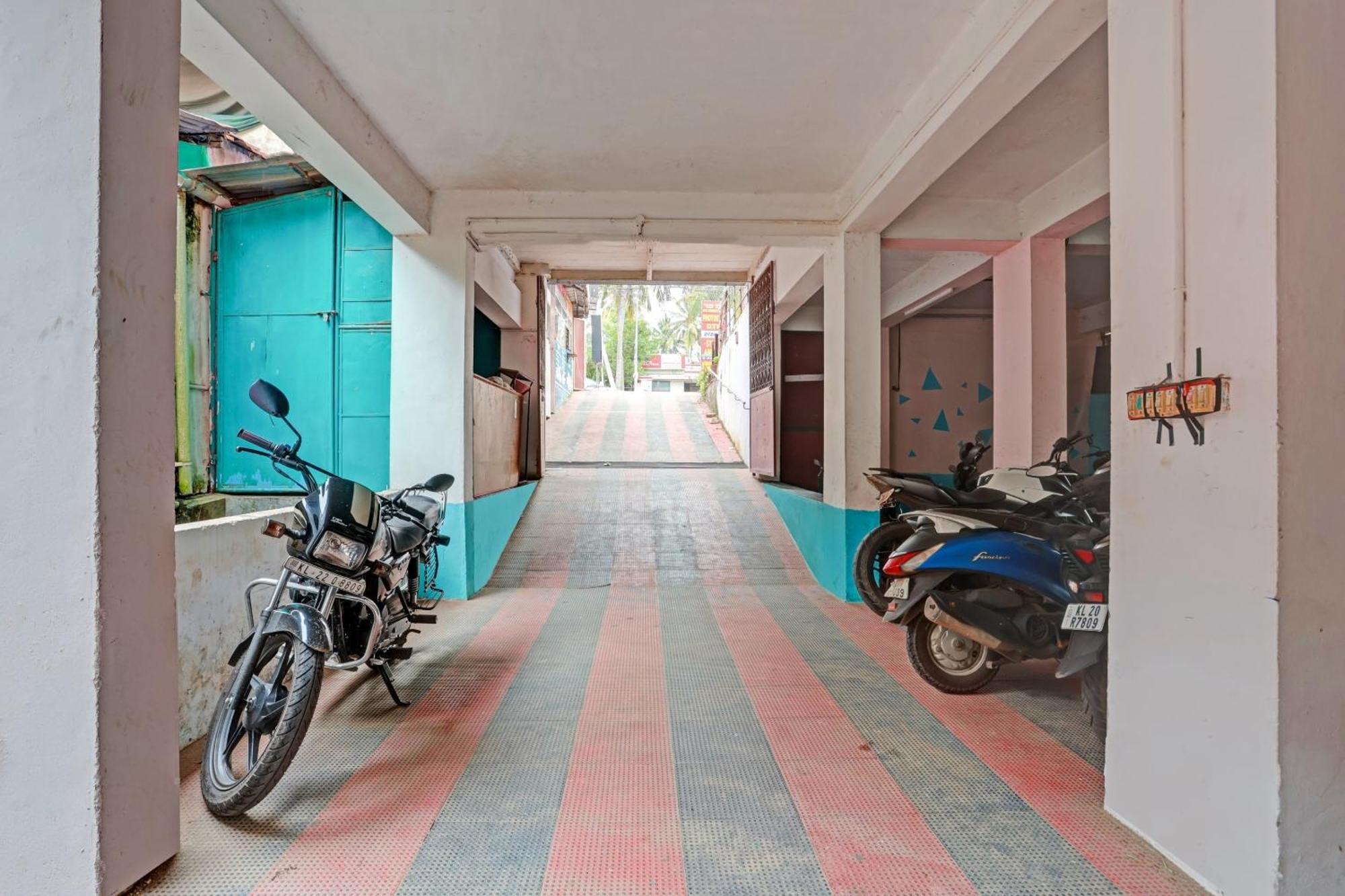 Spot On The New View Regency Hotel Thiruvananthapuram Luaran gambar
