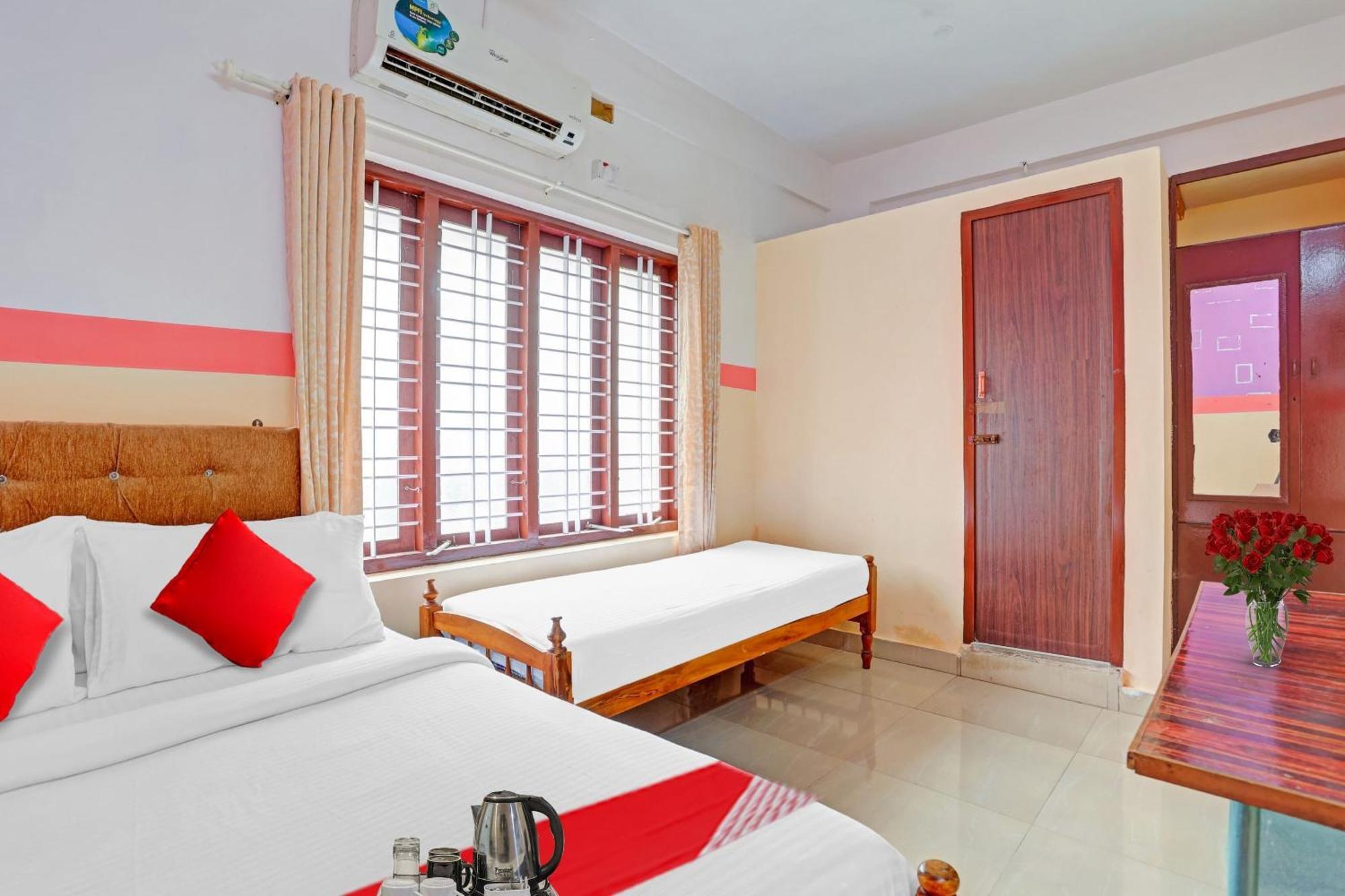 Spot On The New View Regency Hotel Thiruvananthapuram Luaran gambar